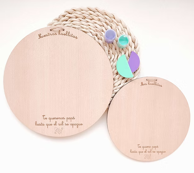 Placa huellas familia