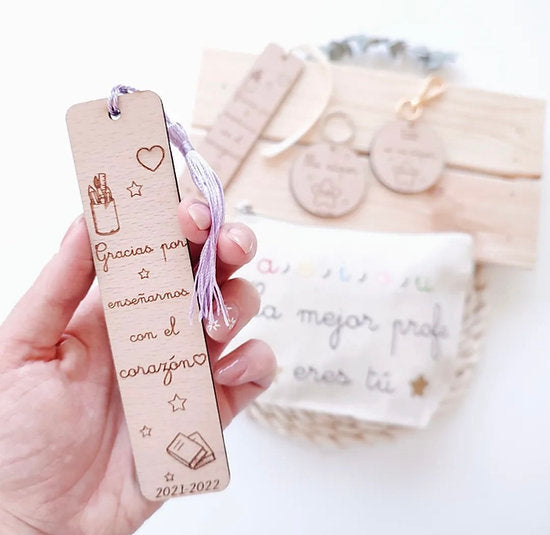 Marca páginas madera