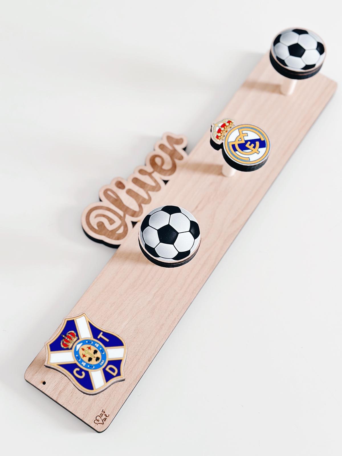 Perchero de 4 tematico